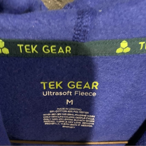 Men’s Tek Gear Lightweight Hoodie - Picture 3 of 4